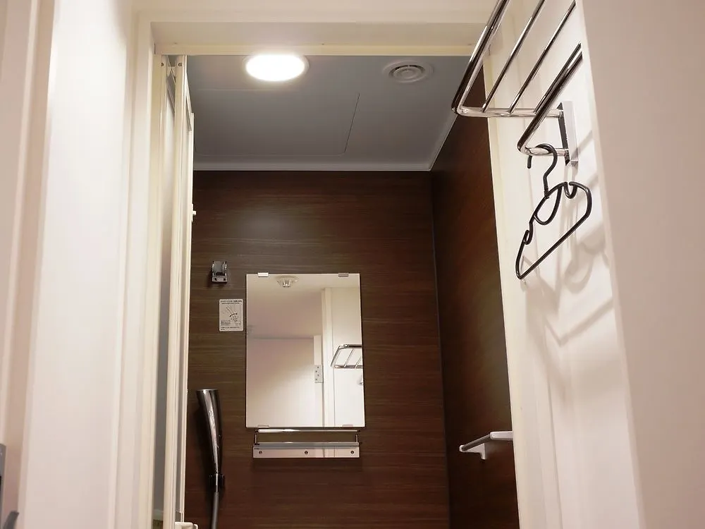 Capsule hotel Akihabara Bay Hotel Tokyo