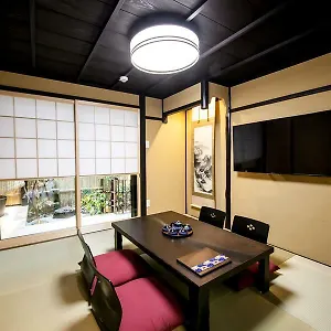 shichijo-hanabatake-tei.hotels-in-kyoto.org/